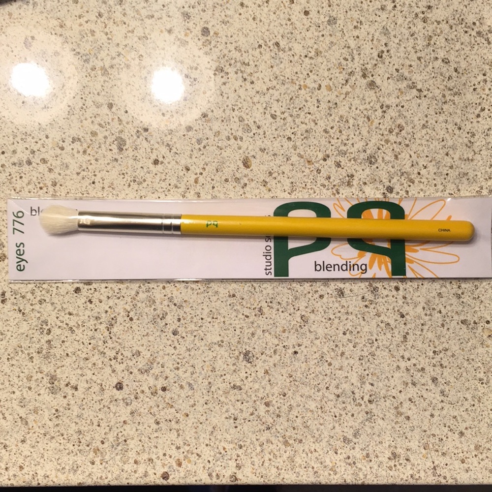BD Blending Brush